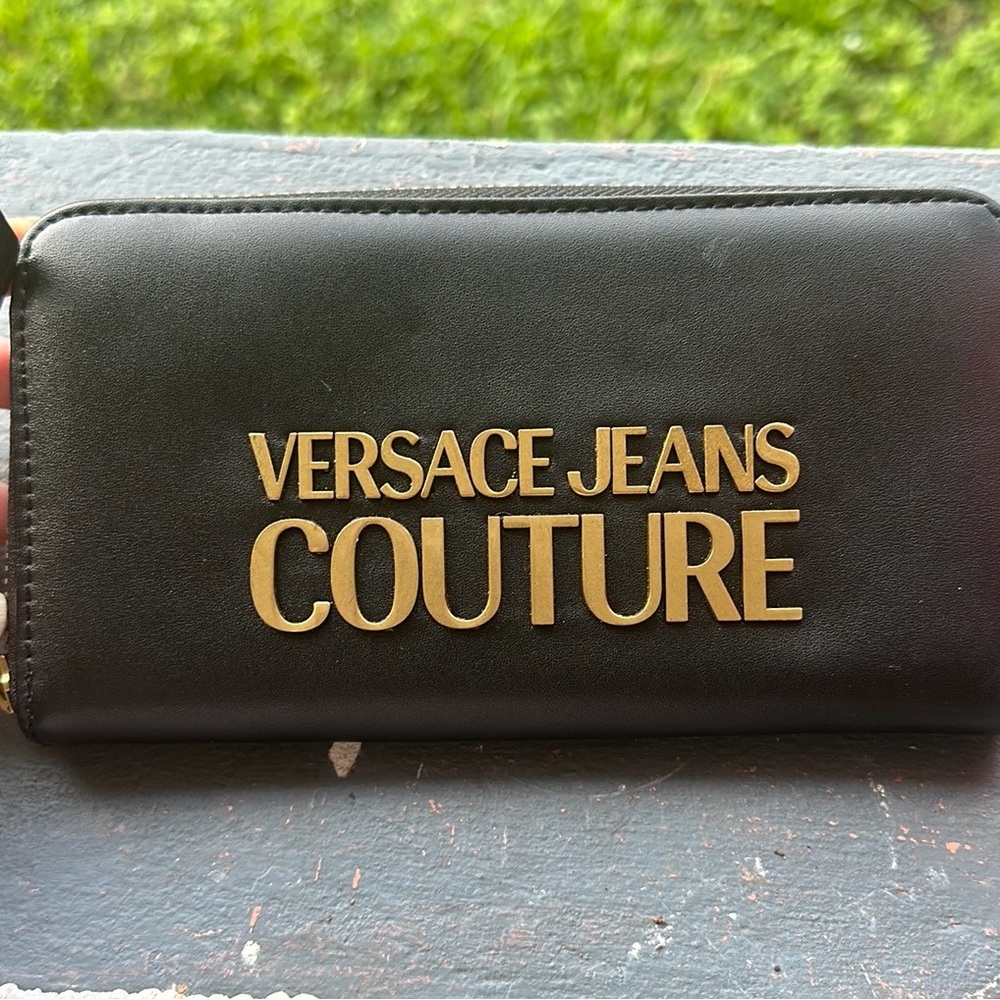 Versace jeans couture.